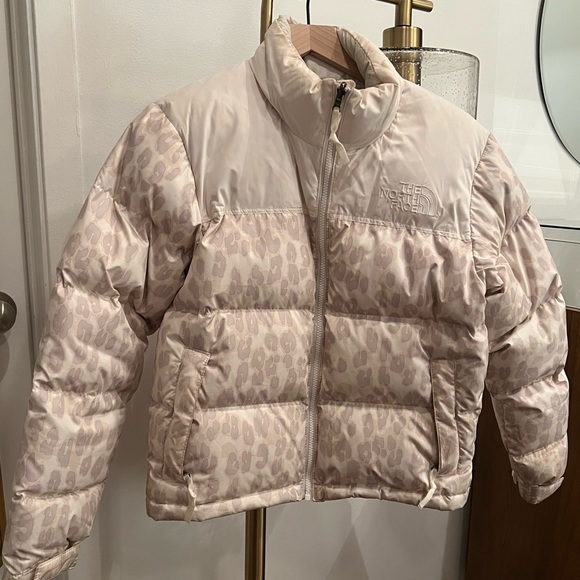The North Face Retro Nuptse leopard jacket size S (like new) - Picture 1 of 10